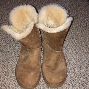 Chestnut Bailey Button Ugg boots